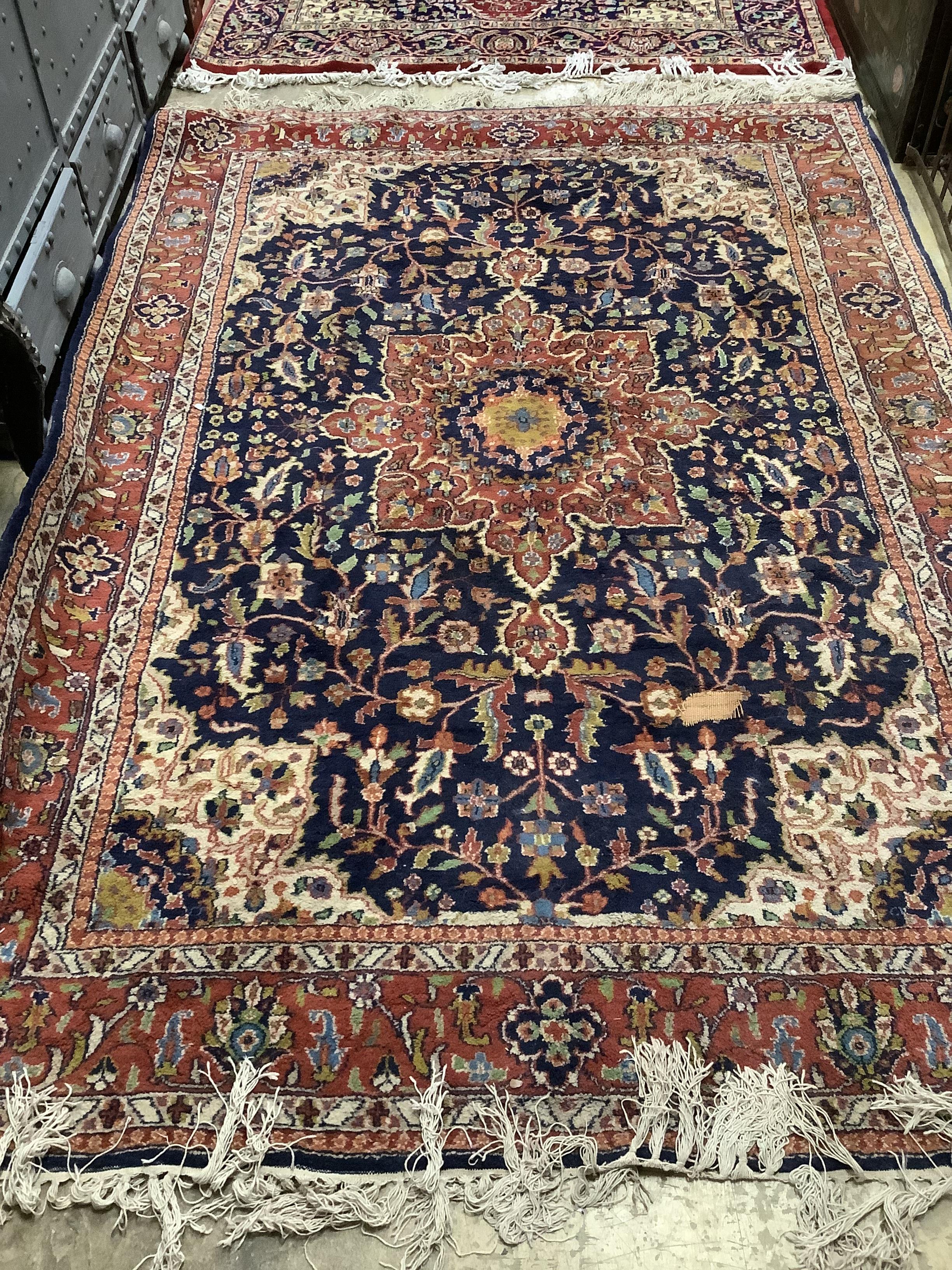 A Tabriz style ground rug, 216 x 156cm